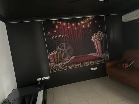 Interior feature walls, Black feature walls